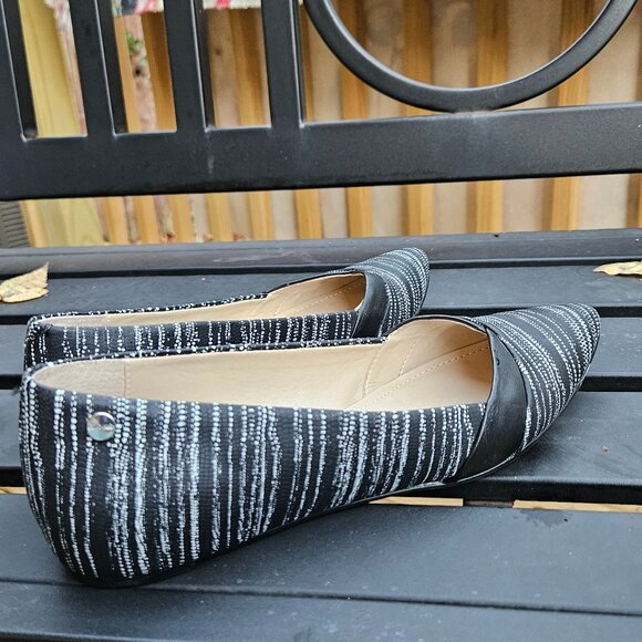 Calvin Klein Black and White Striped Flats, Size 6 - Picture 3 of 7